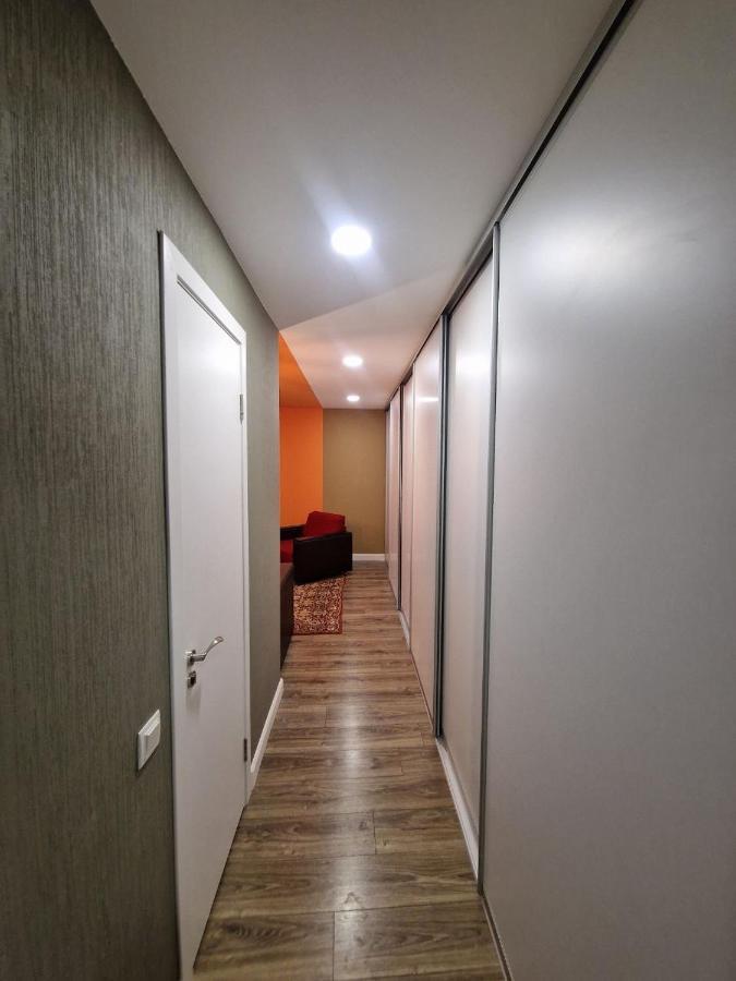Comfort Iris Apart Chisinau Exterior foto