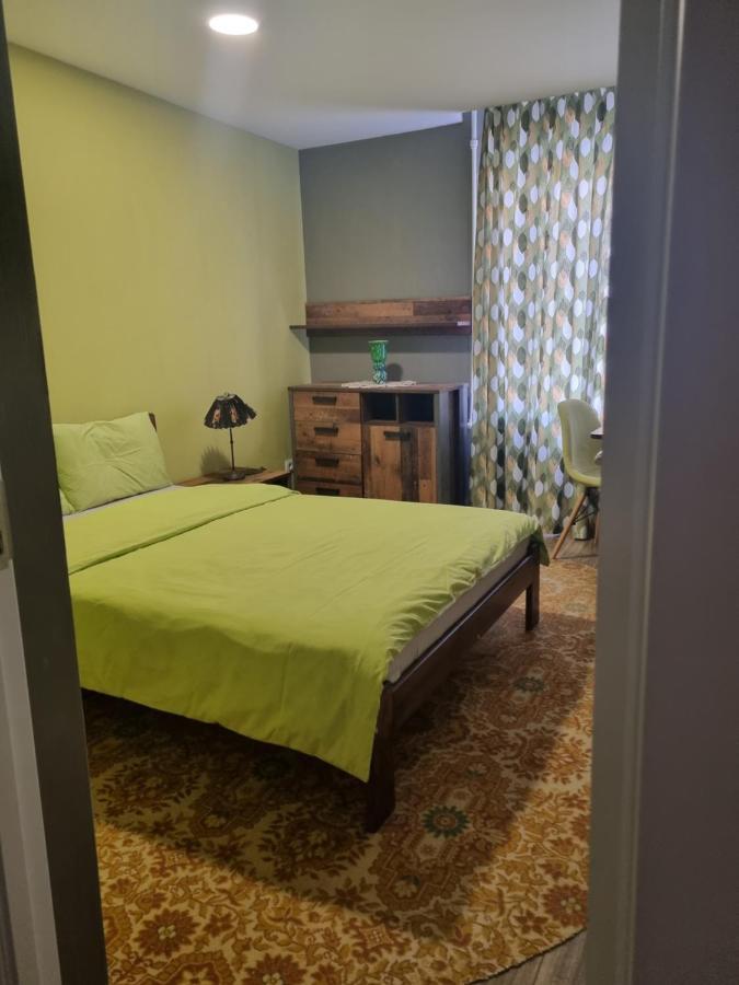 Comfort Iris Apart Chisinau Exterior foto
